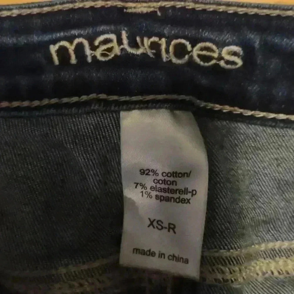 Maurice's distressed jeans size  xs - Picture 5 of 5